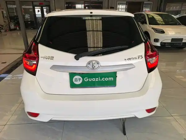 Toyota Vios FS 2022