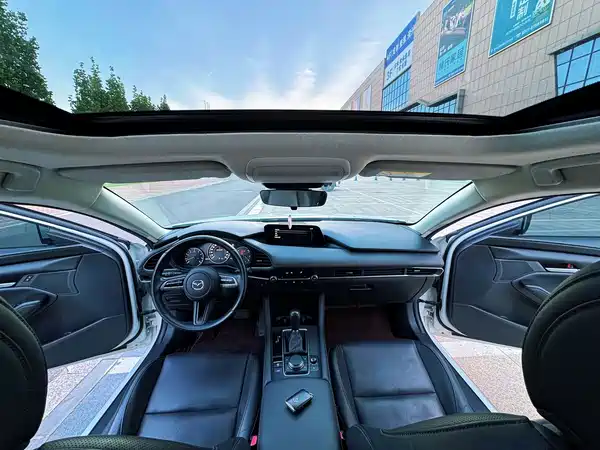 Mazda 3 Axela 2020