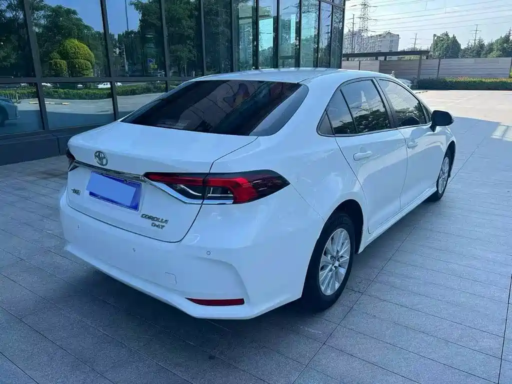 Toyota Corolla 2020 — фото 10