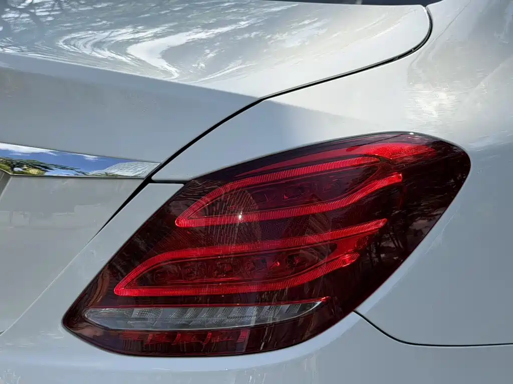 Mercedes-Benz C-Class 2015 — фото 16