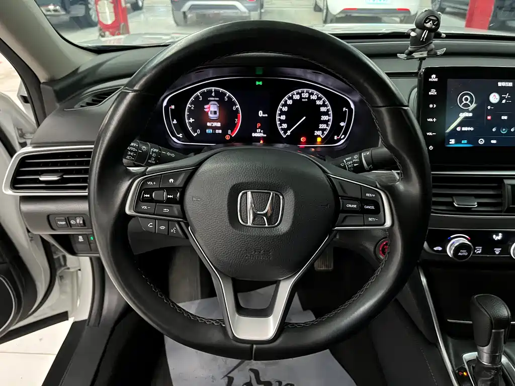 Honda Accord 2023 — фото 8