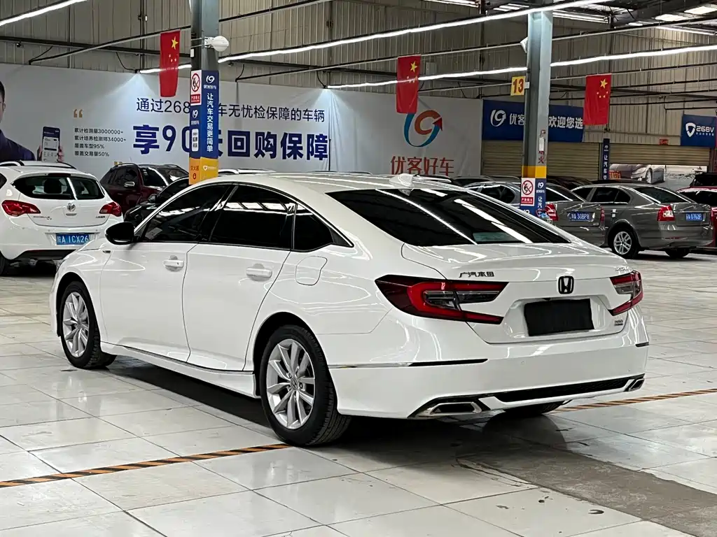 Honda Accord 2023 — фото 15