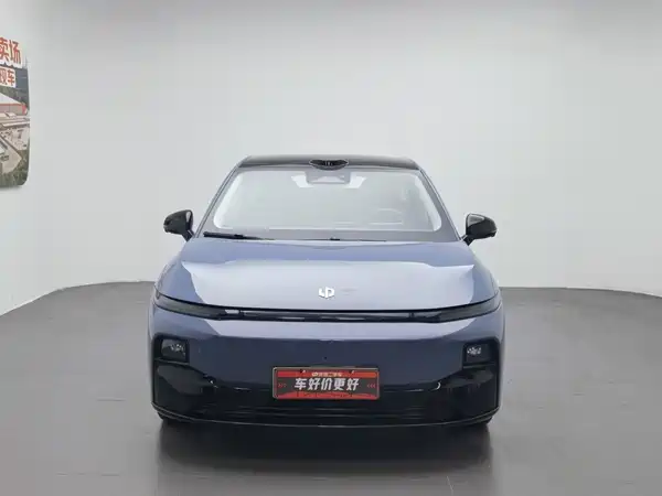 Leapmotor B01 2025