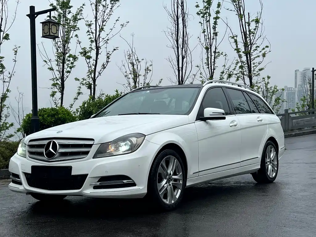Mercedes-Benz C-Class 2014 — фото 1