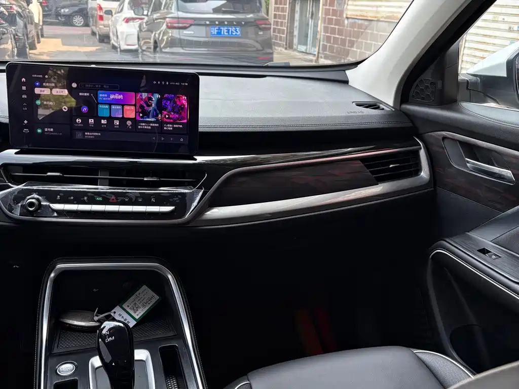 Haval H6 2023 — фото 10