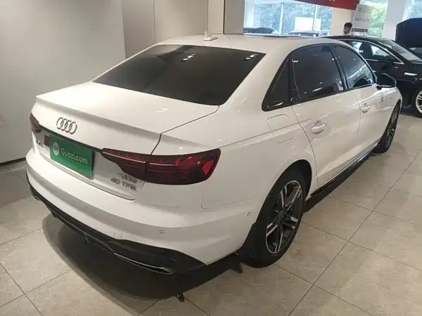 Audi A4L 2023