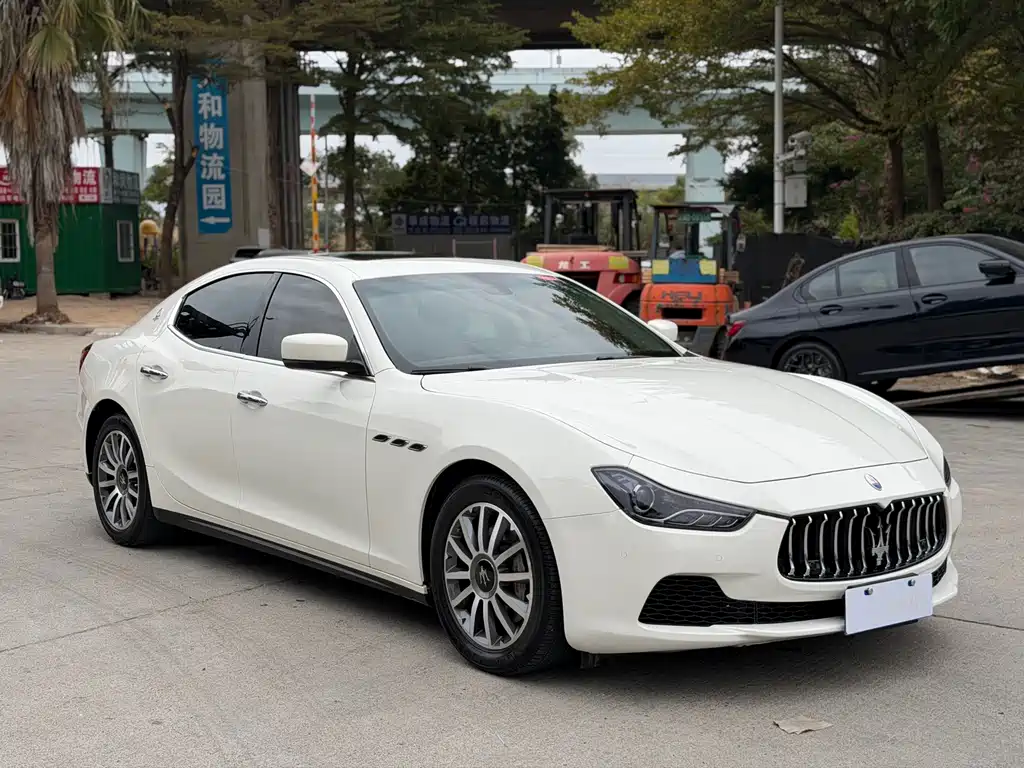 Maserati Ghibli 2015 — фото 3