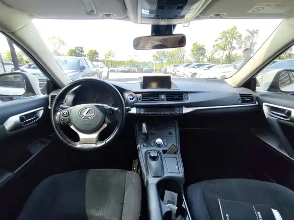 Lexus CT 2017
