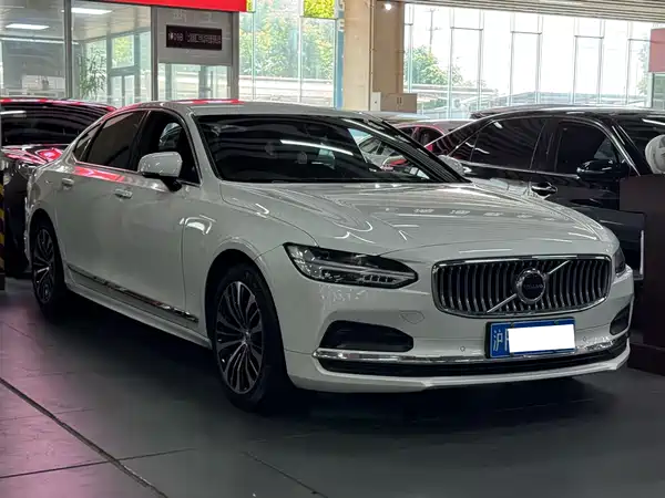 Volvo S90 2024
