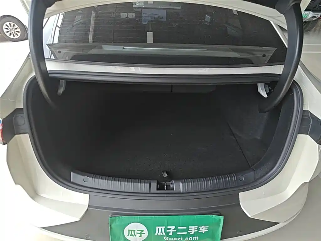 BYD Qin L 2025 — фото 19
