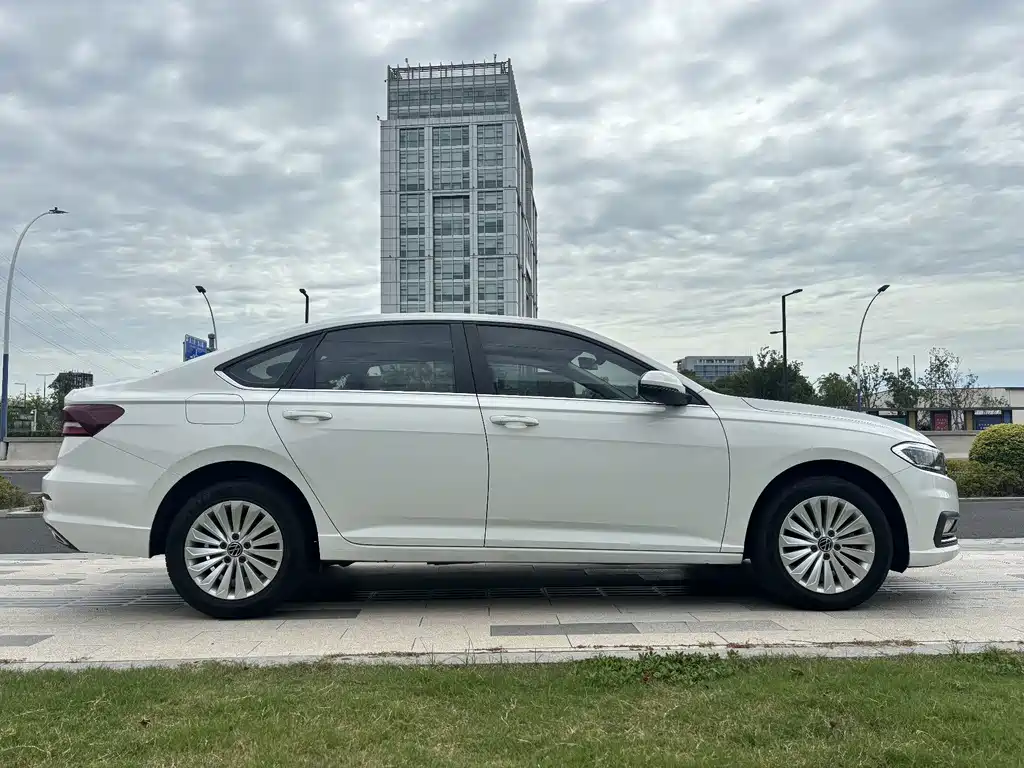 Volkswagen Lavida 2021