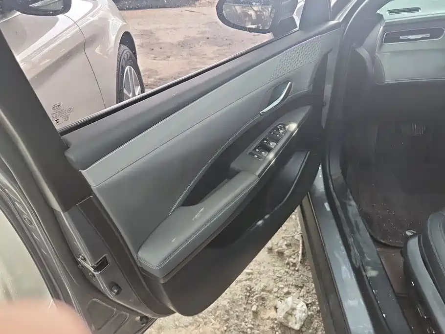BYD Qin PLUS 2025