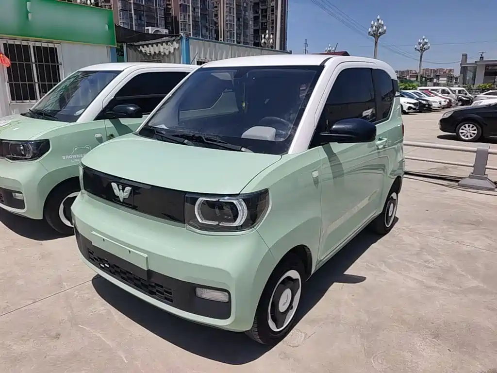 Wuling MINIEV 2021 — фото 2
