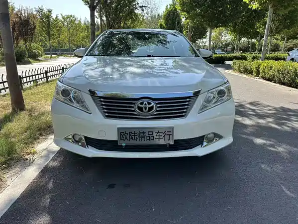 Toyota Camry 2014