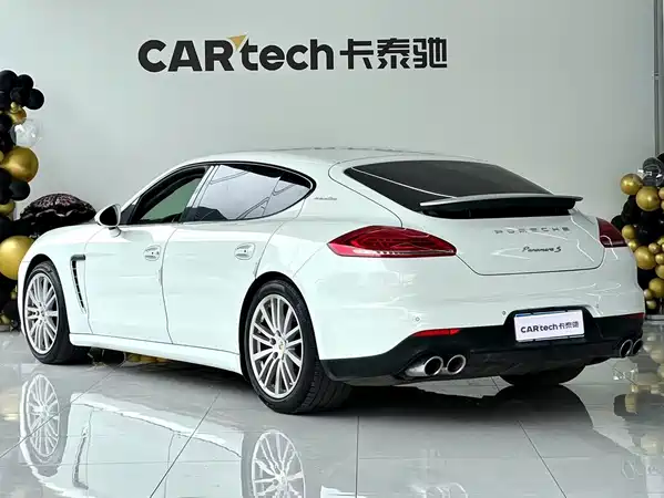 Porsche Panamera 2014