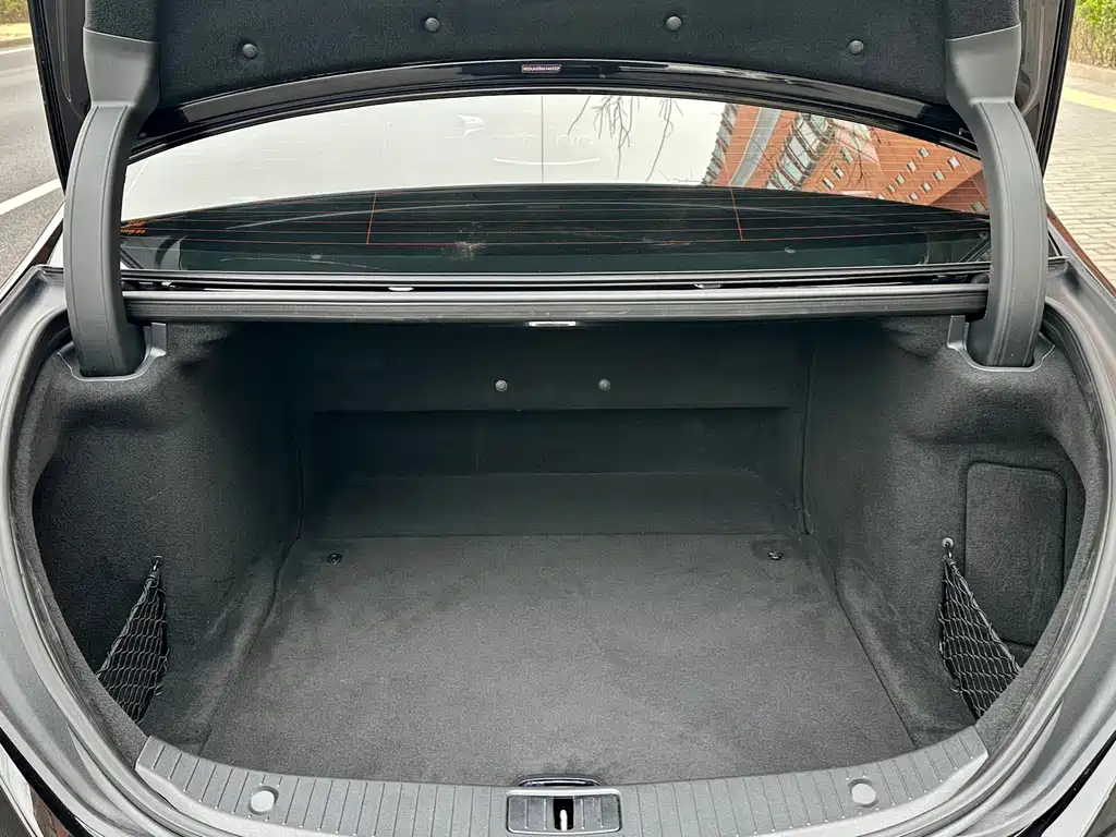 Mercedes-Benz Maybach S-Class 2019 — фото 15