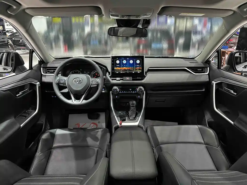 Toyota Wildlander 2022 — фото 8