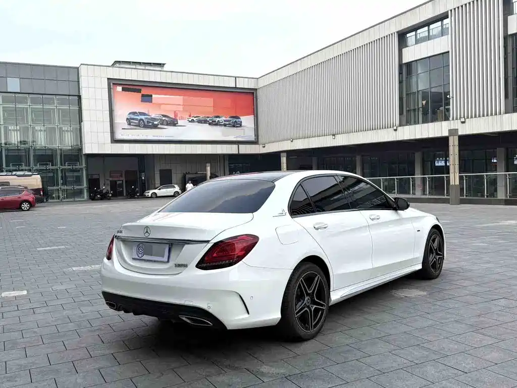 Mercedes-Benz C-Class 2021 — фото 8