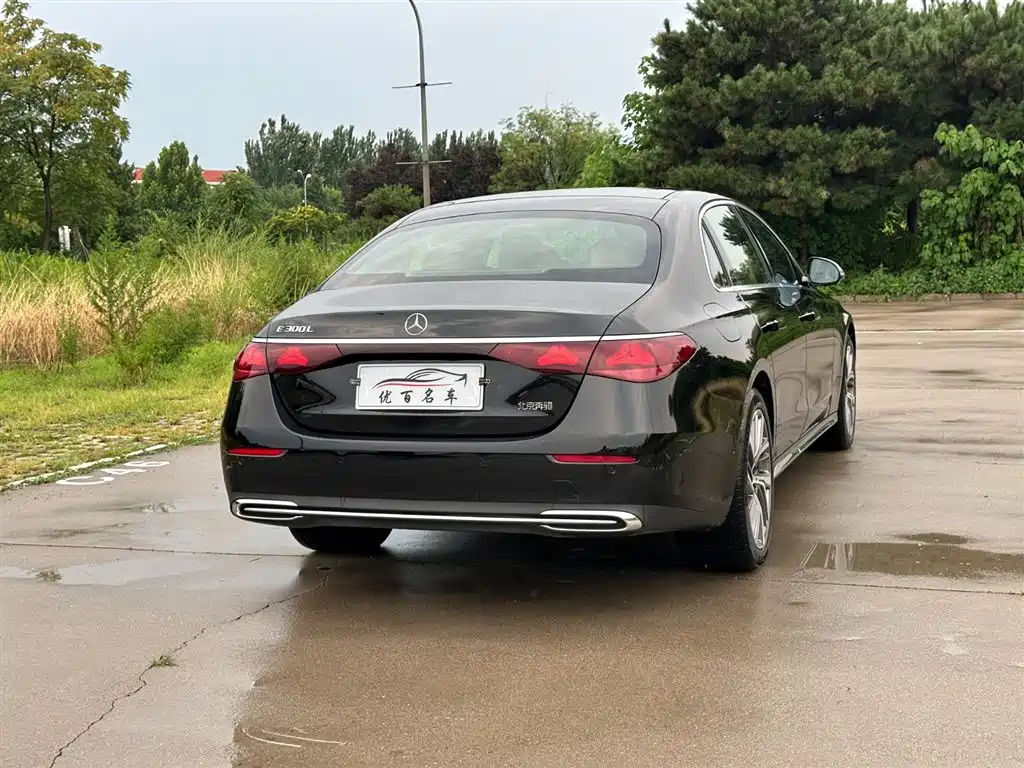 Mercedes-Benz E-Class 2026