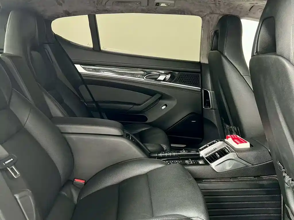 Porsche Panamera 2014 — фото 16