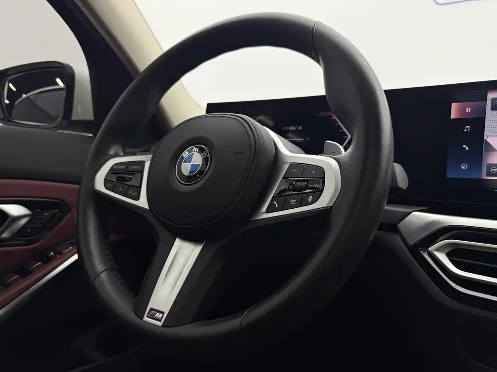 BMW 3 Series 2023 — фото 15