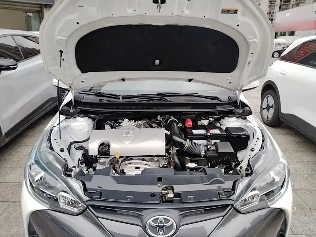 Toyota Yaris L 2021 — фото 20
