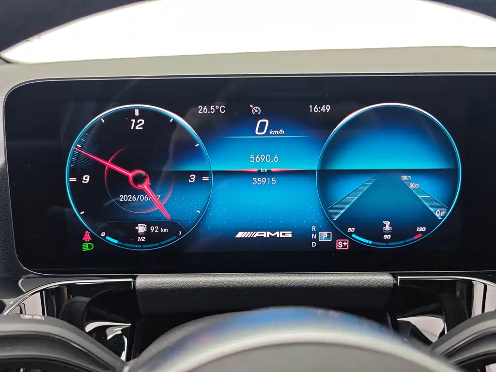 Mercedes-Benz GLA AMG 2021 — фото 20
