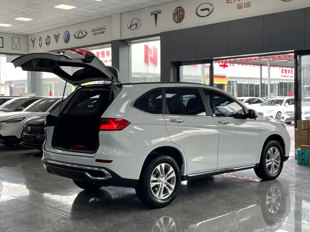 Haval M6 2022 — фото 16
