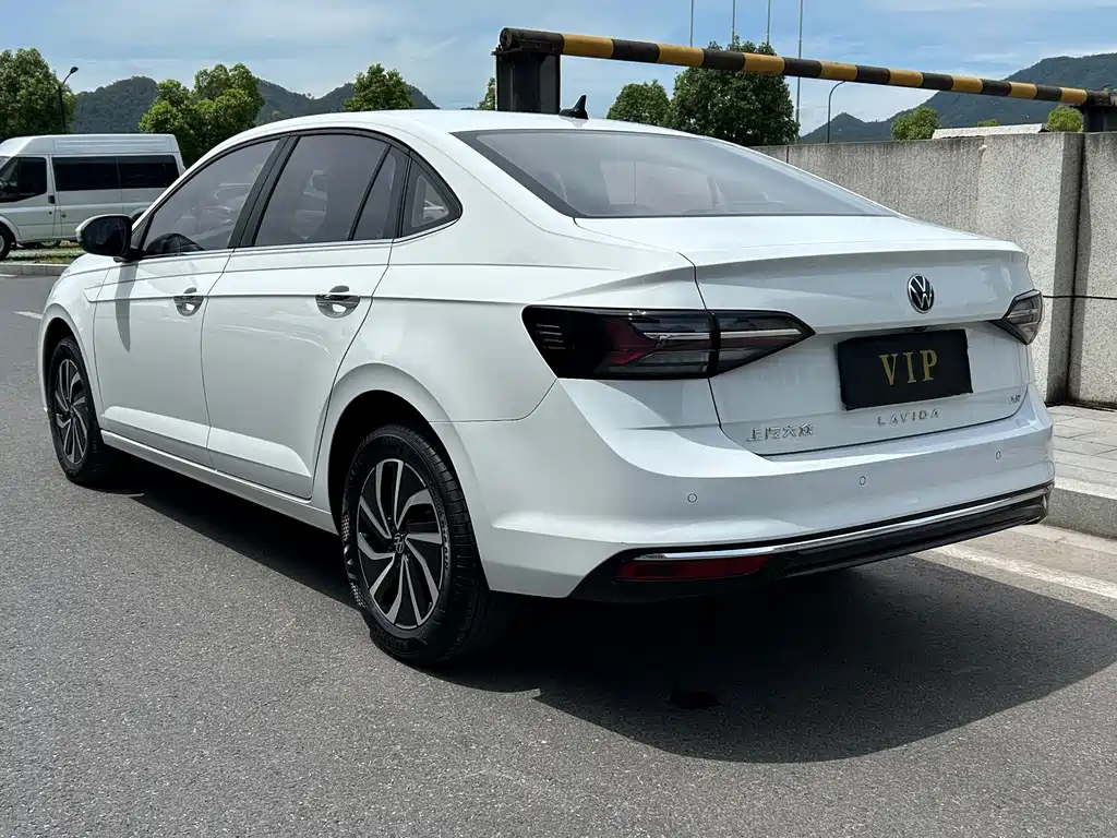 Volkswagen Lavida 2024