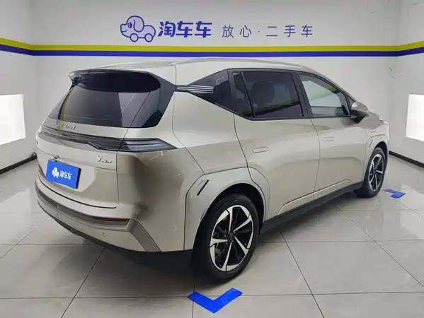 Aion Y 2025