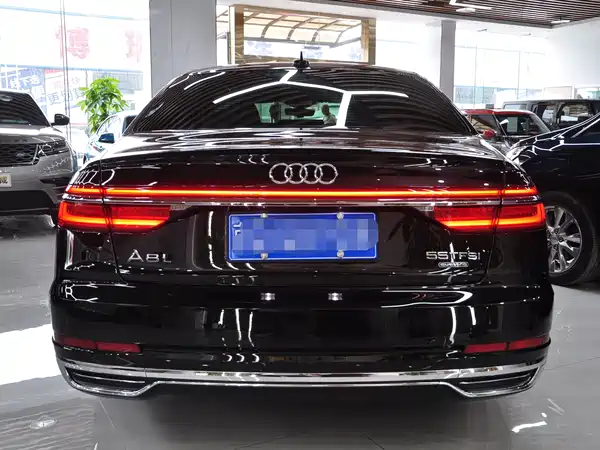 Audi A8 2021