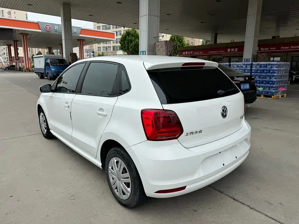 Volkswagen Polo 2018 — фото 14