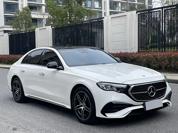 Mercedes-Benz E-Class 2024