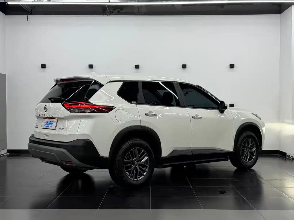 Nissan X-Trail 2023 — фото 4