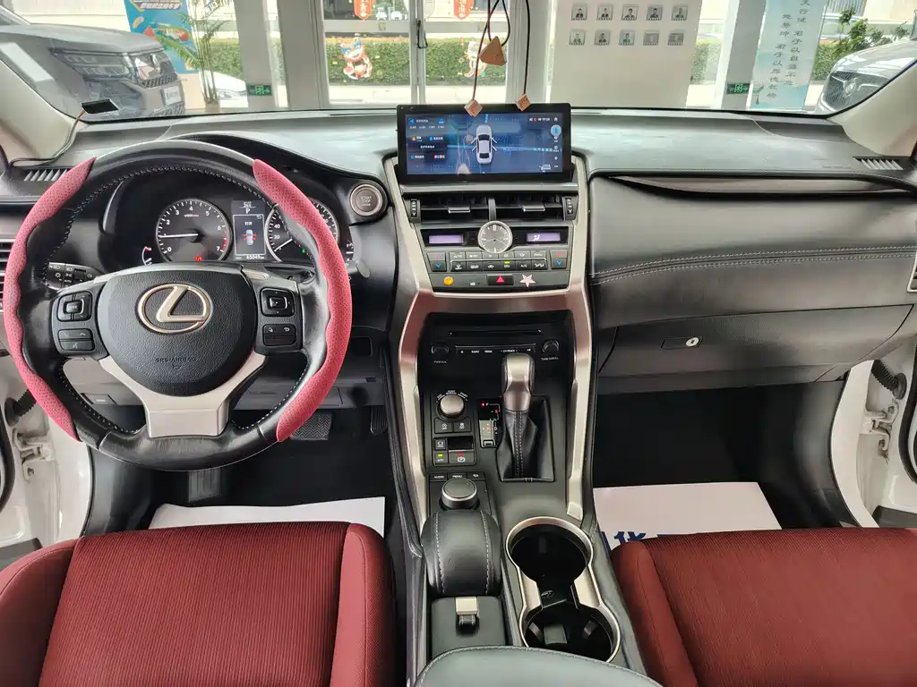 Lexus NX 2015 — фото 8