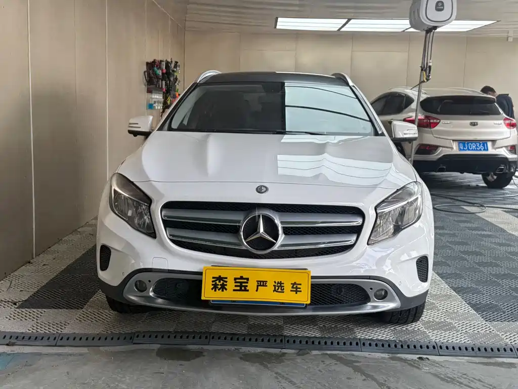 Mercedes-Benz GLA 2015 — фото 2