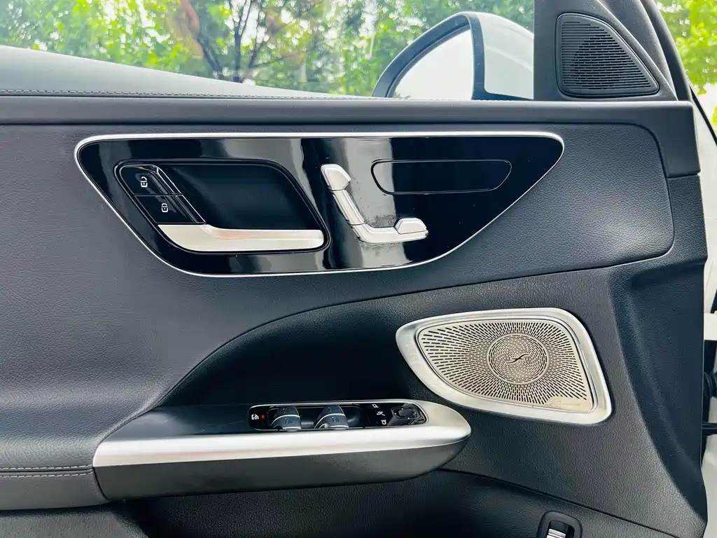 Mercedes-Benz C-Class 2021 — фото 11