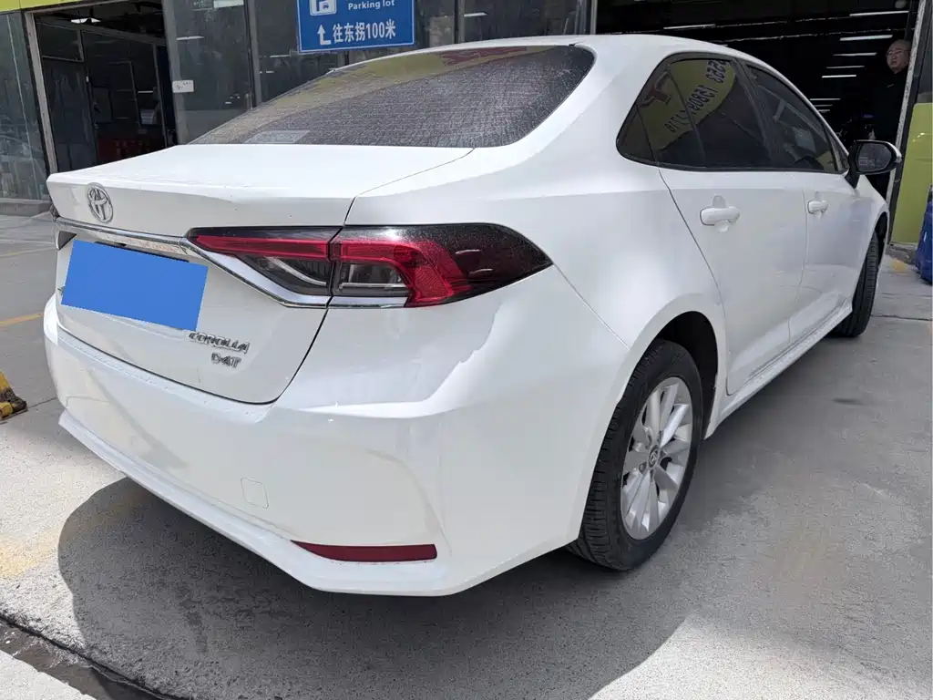Toyota Corolla 2021 — фото 17