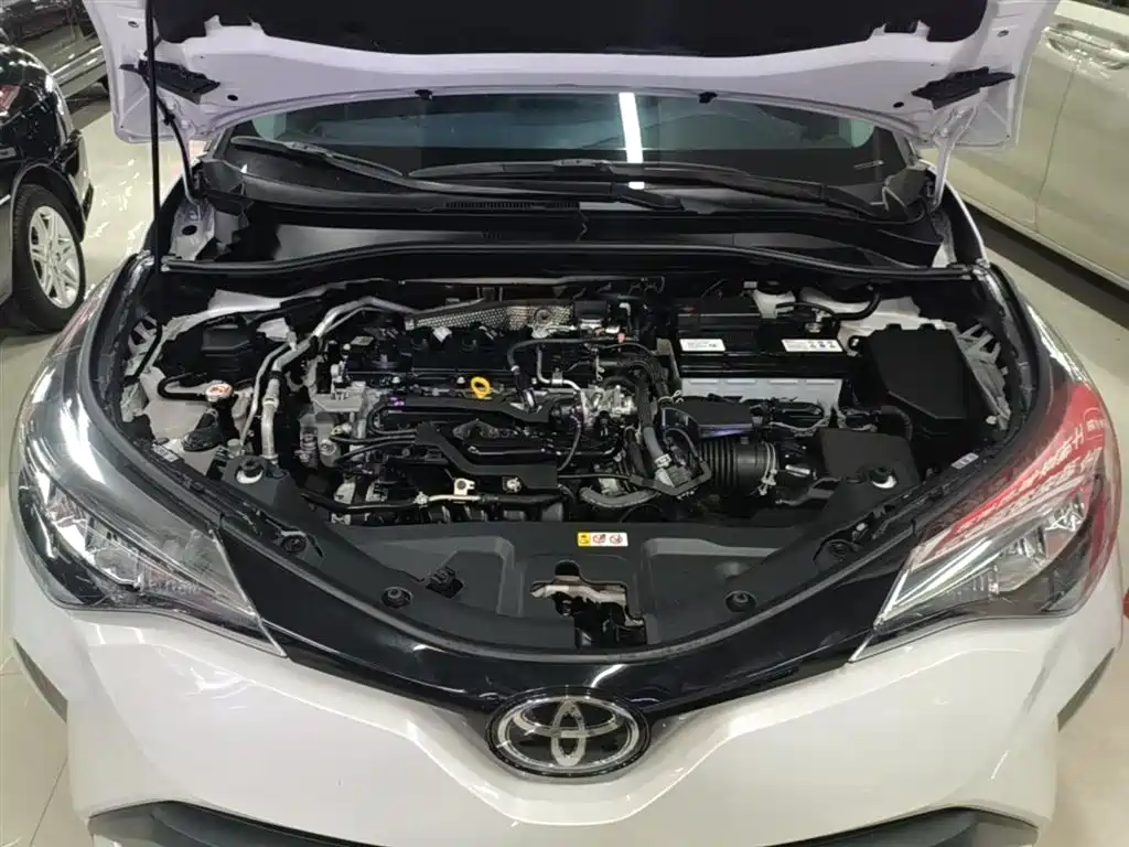 Toyota C-HR 2023 — фото 20