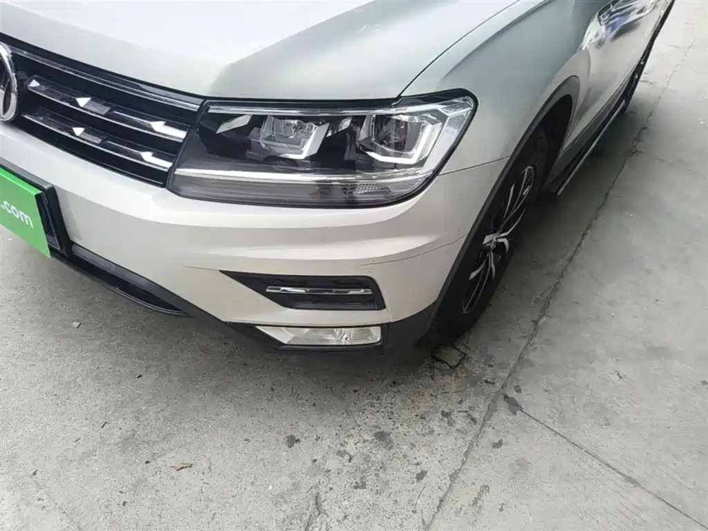 Volkswagen Tiguan L 2017 — фото 24
