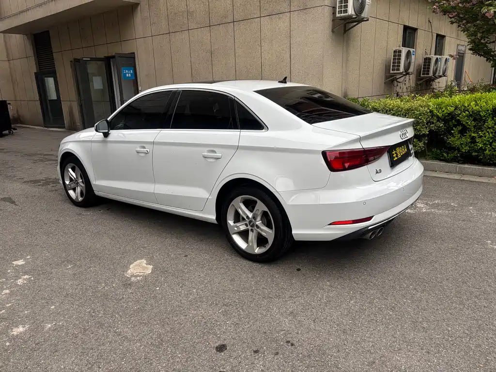 Audi A3 2020 — фото 21