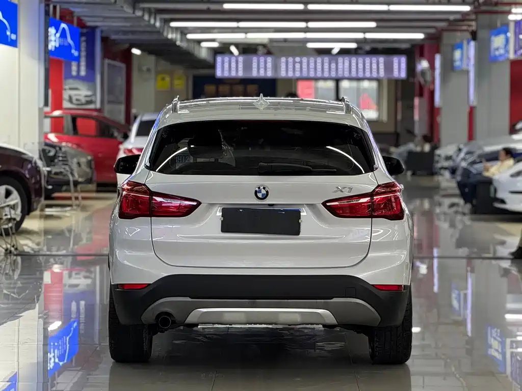 BMW X1 2018 — фото 10