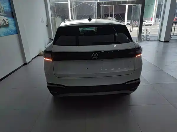 Volkswagen ID.4 X 2025