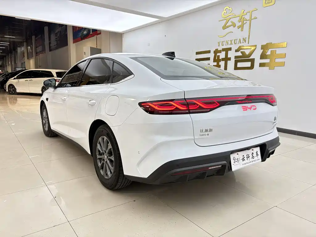 BYD Qin L 2025 — фото 14