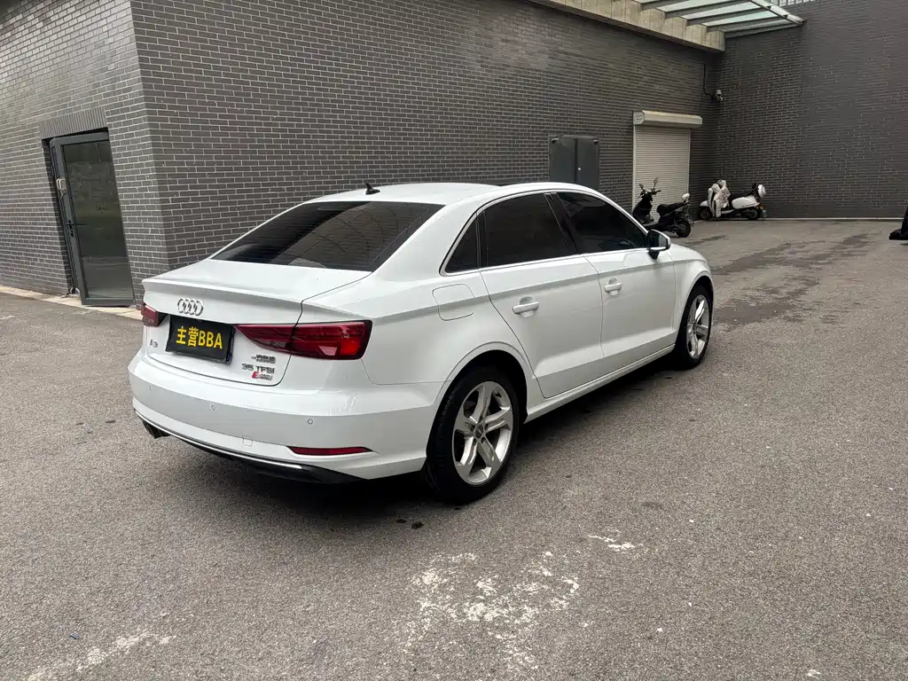 Audi A3 2020 — фото 19