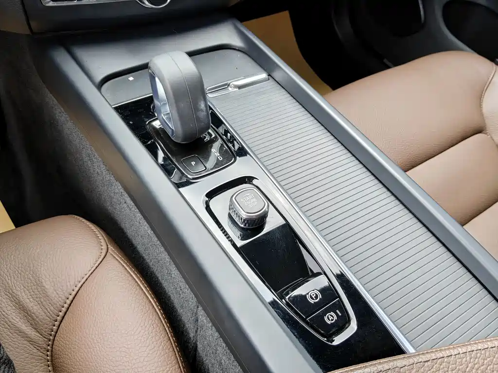 Volvo XC60 2021