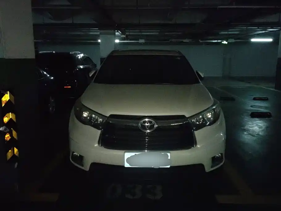 Toyota Highlander 2016