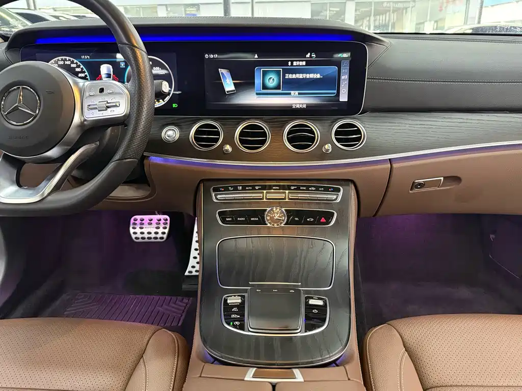 Mercedes-Benz E-Class 2020 — фото 9