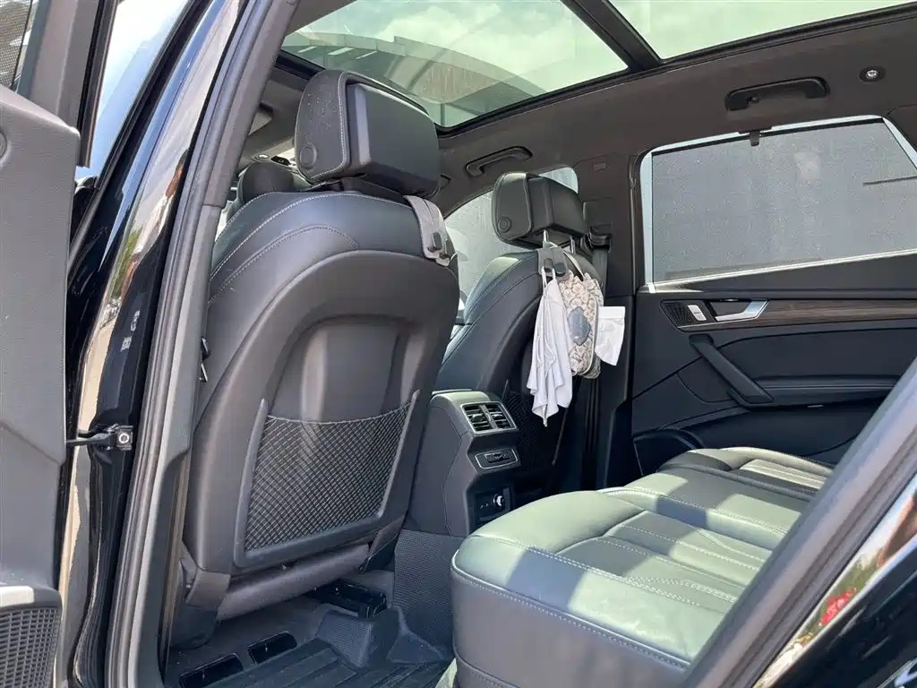 Audi Q5L 2023 — фото 3