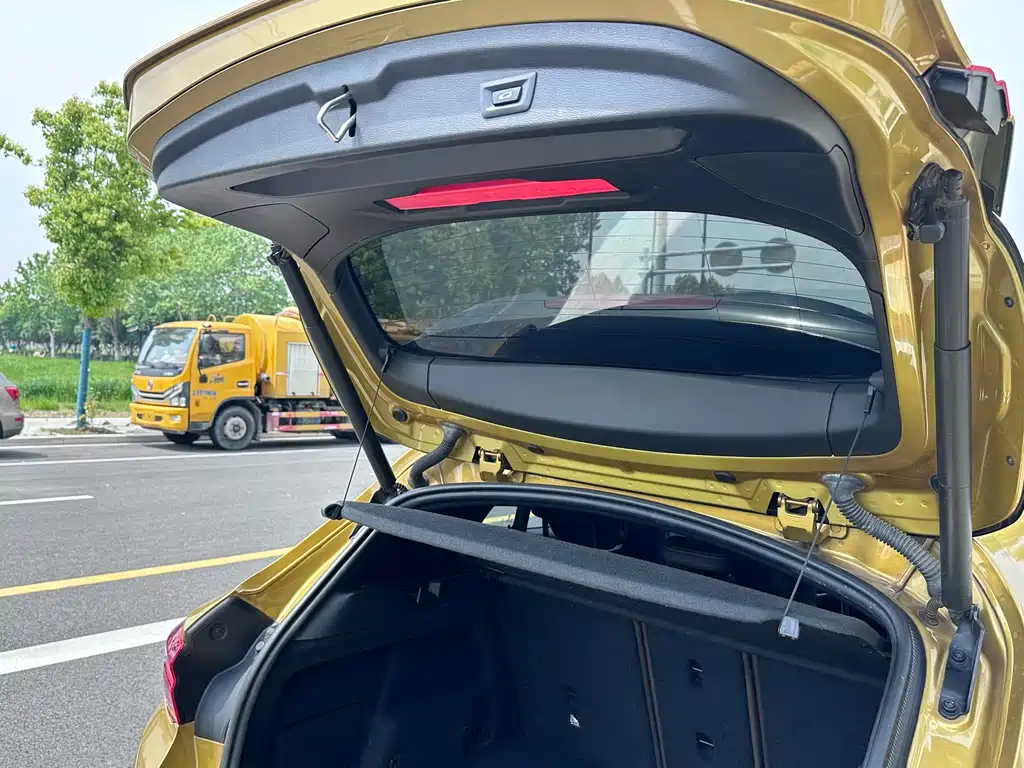 BMW X2 2020 — фото 14